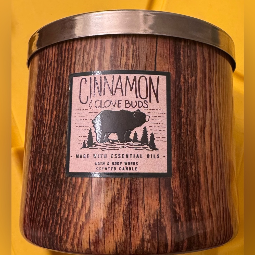 Bath and Body Works Candle